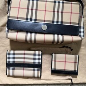 Burberry London Nova Check Shoulder Bag and Wallet Set